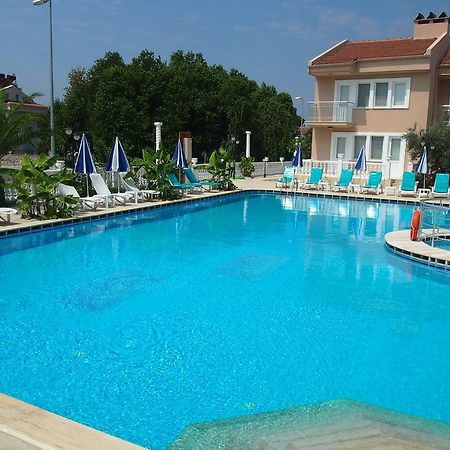 Ozcem Apart Aparthotel Fethiye Ruang foto