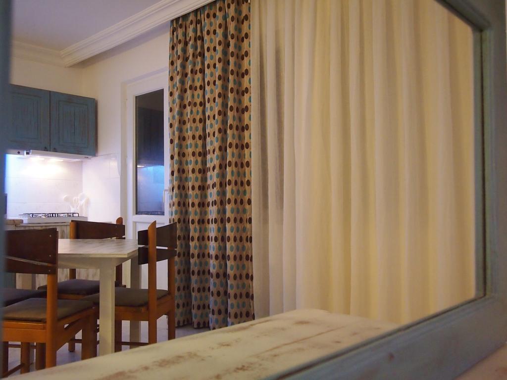 Ozcem Apart Aparthotel Fethiye Bagian luar foto