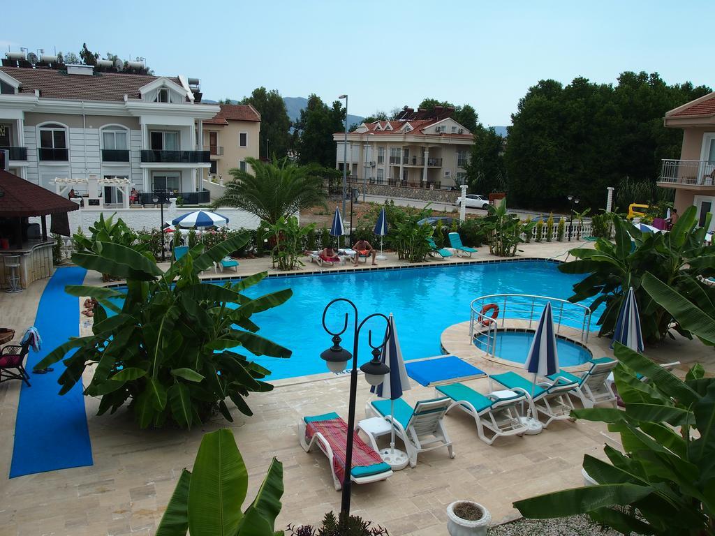 Ozcem Apart Aparthotel Fethiye Bagian luar foto