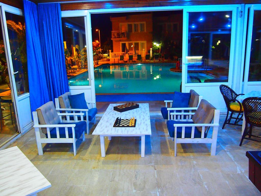 Ozcem Apart Aparthotel Fethiye Bagian luar foto